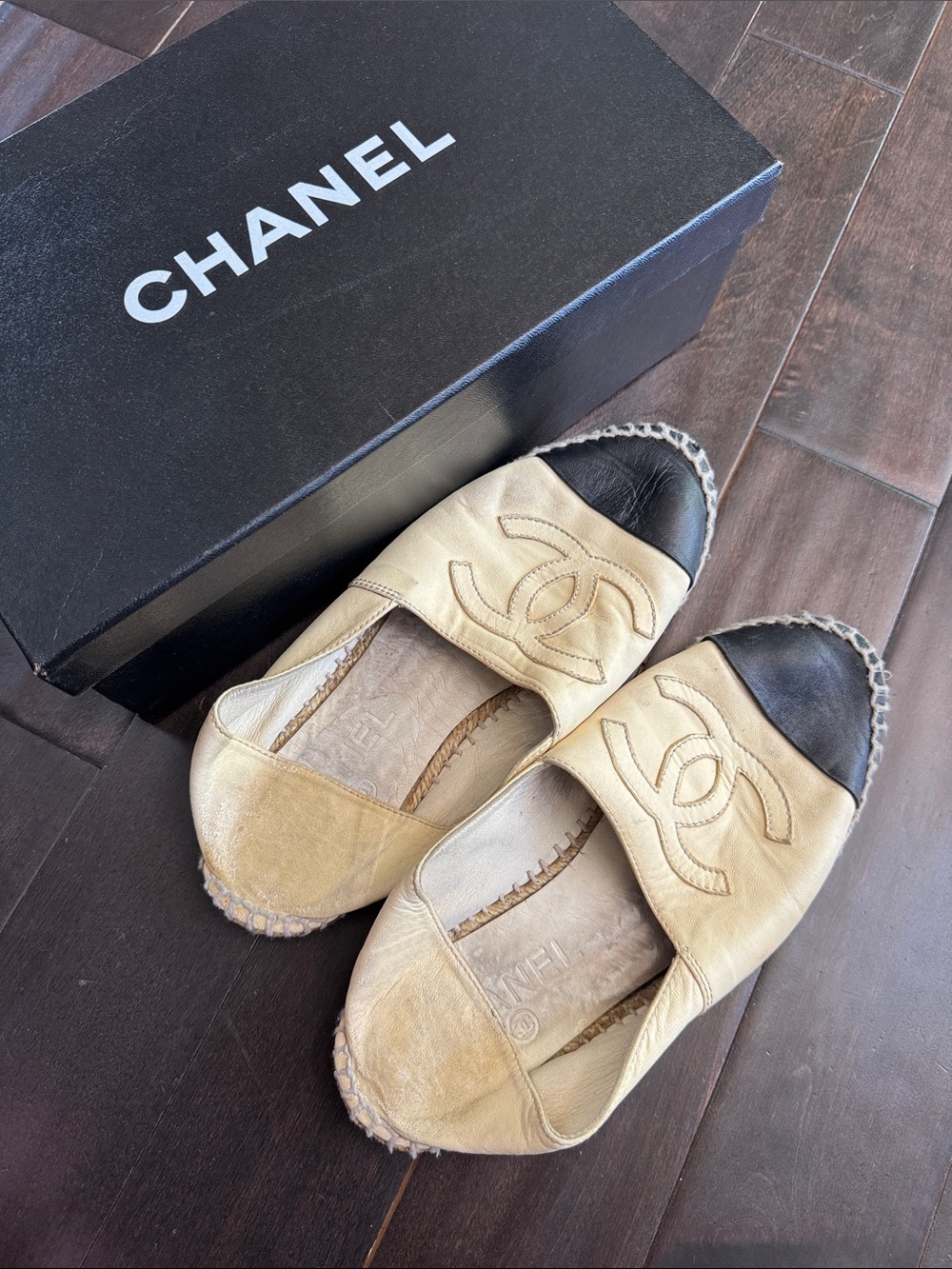 Authentic CHANEL Espadrilles CC Flats Beige Black Leather Size